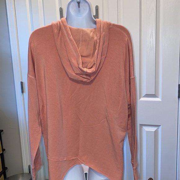Women's Fifteen Twenty Soft comfy long sleeved hooded pullover , size M - Picture 7 of 11